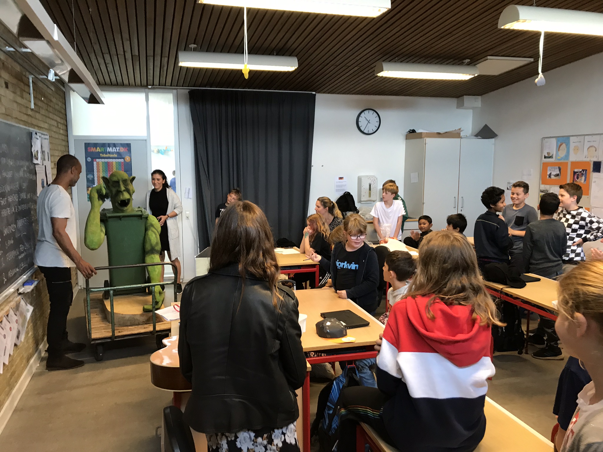 E4397AA6 80C8 4E5A B4A9 A50B239F854A